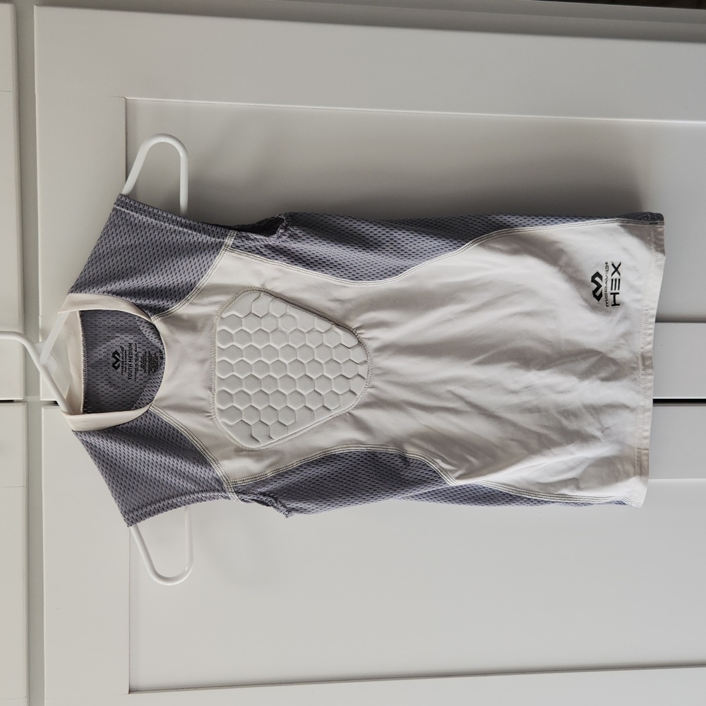 McDavid youth hex sternum shirt